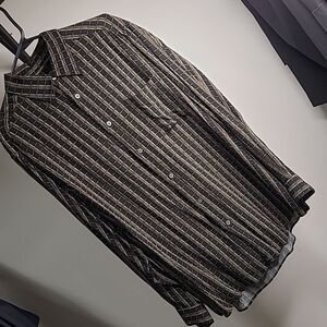 Claiborne sz Large men's shirt 100% rayon